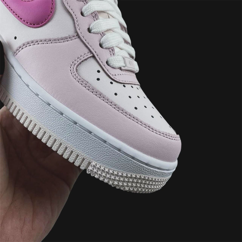 Nike Air Force 1' 07 Lx Paw
Print Rosa